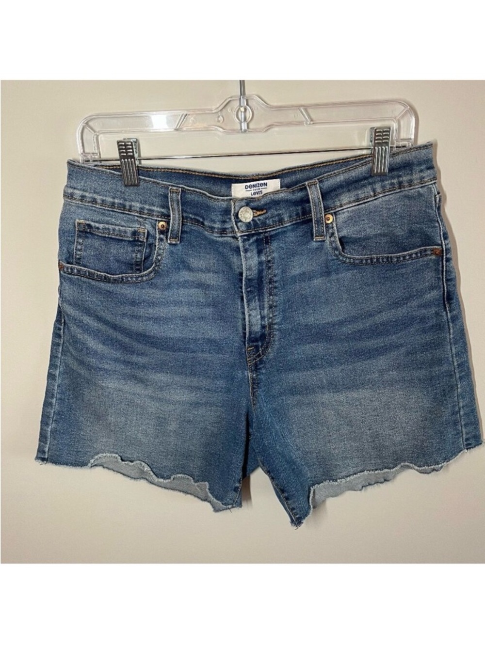 Denizen from Levi's Women's High Rise Distressed Cut Off Jean Shorts Size 10